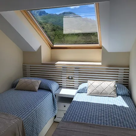 Atico El Cueton Apartment *